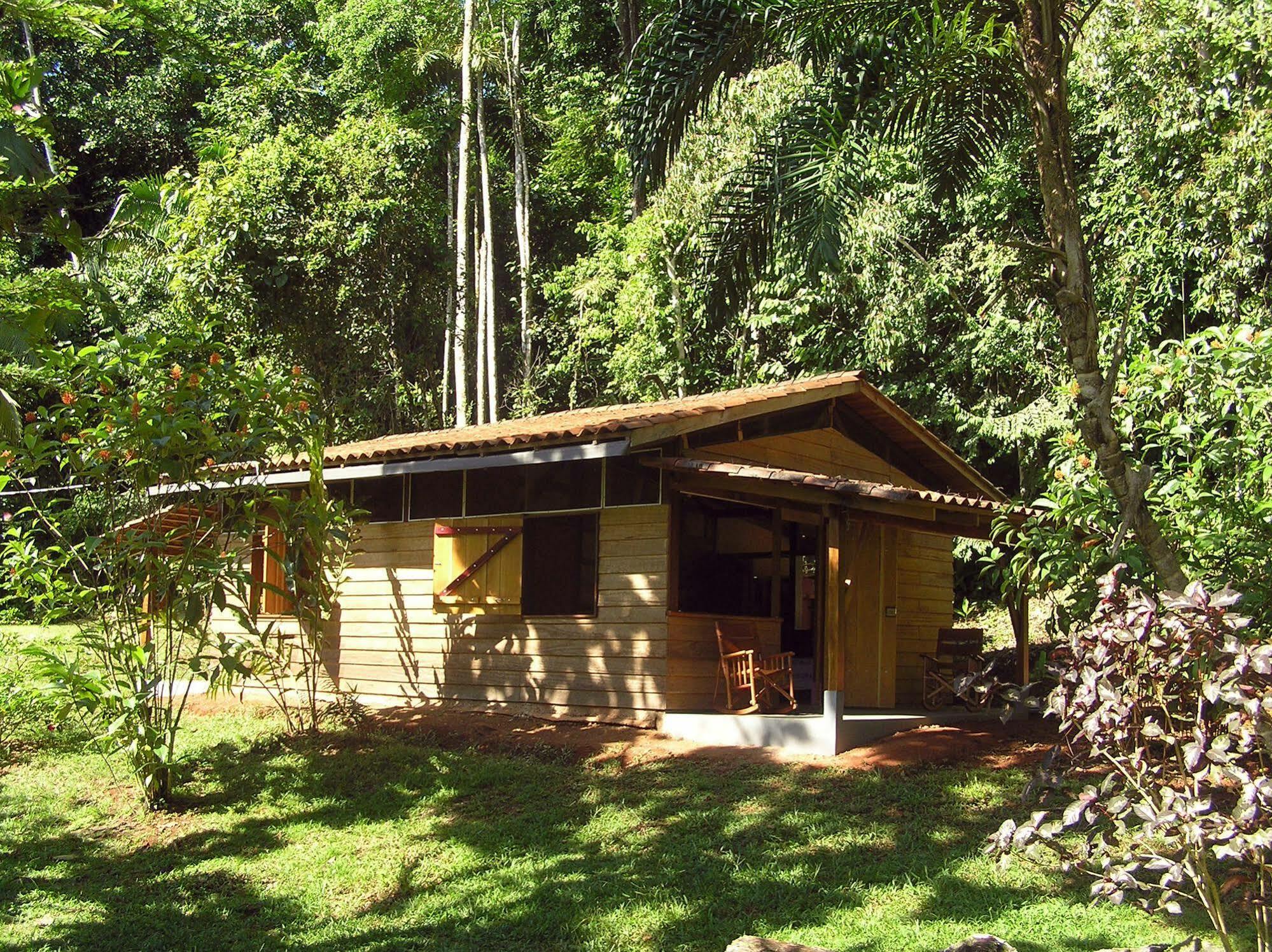 Suital Lodge Mogos Экстерьер фото